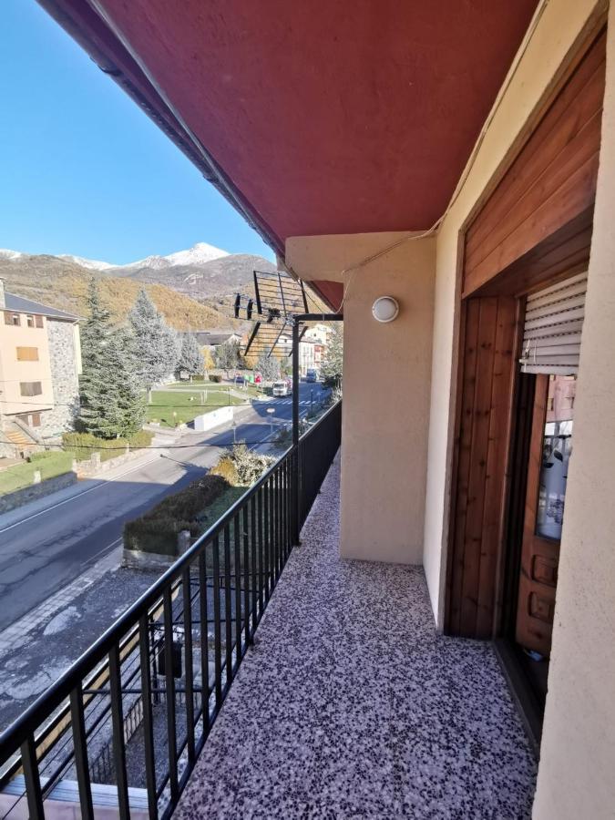 Perera Apartment Castejon De Sos Bagian luar foto
