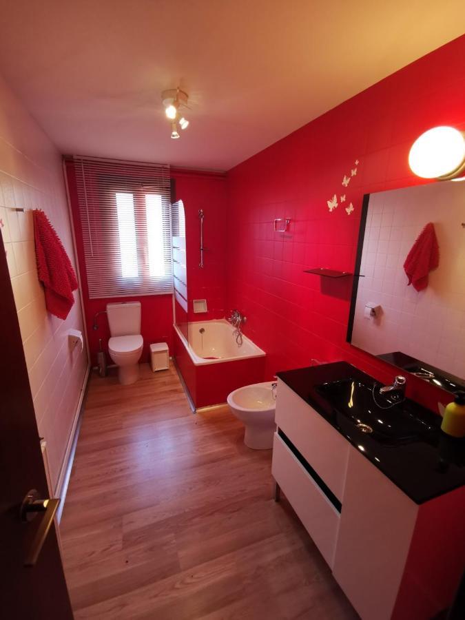 Perera Apartment Castejon De Sos Bagian luar foto